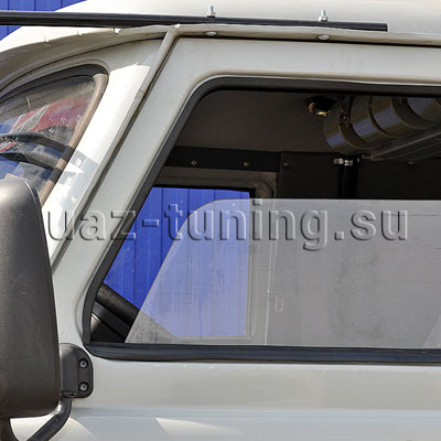 Тюнинг УАЗ 3741. Электроспускающиеся стекла передних дверей